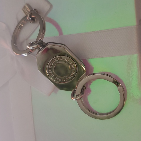 COACH Vallet keychain, keyring. - Picture 6 of 6
